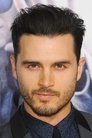 Michael Malarkey isMichael Quinn
